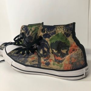 “Suicide Squad” High Top Converse